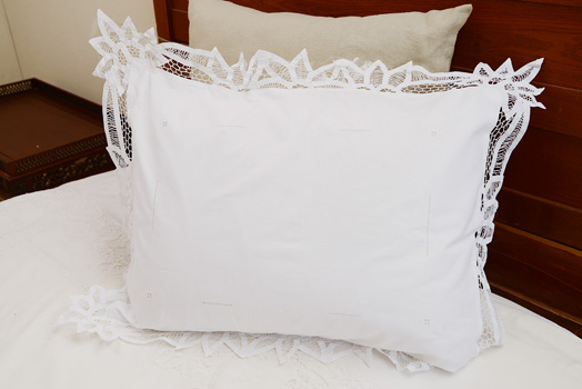 Old Fashion Battenburg Lace Pillow Sham, Standard Size